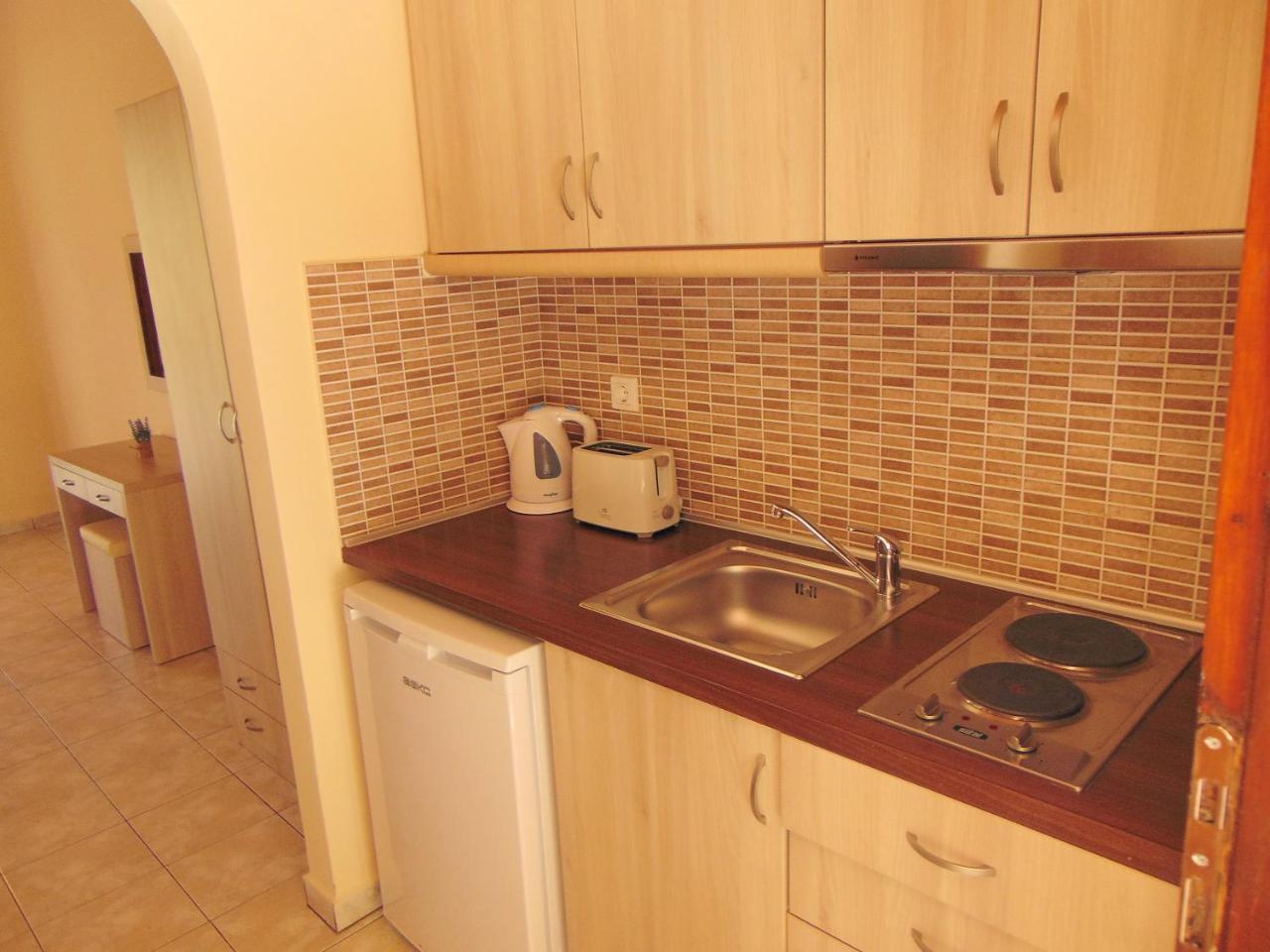 Villa Eleni - Studios Liapádesz Kültér fotó