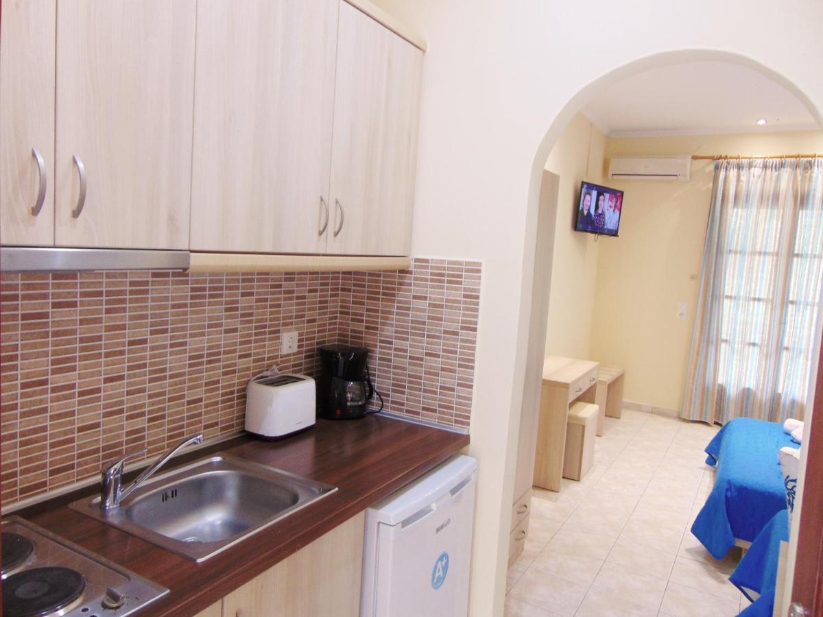 Villa Eleni - Studios Liapádesz Kültér fotó